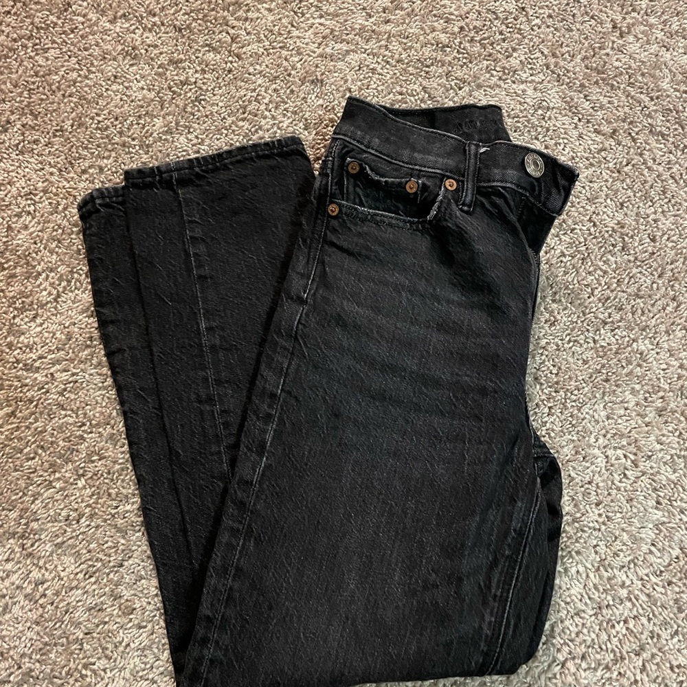 AE Boyfriend Jeans
